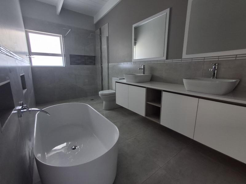 3 Bedroom Property for Sale in Lampiesbaai Western Cape